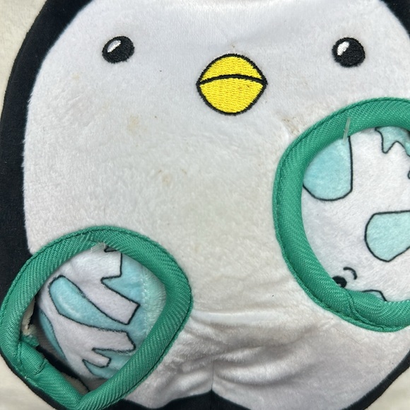 Merry & Bright Penguin Christmas Hide ‘N Peek Squeak Dog Toy - Picture 3 of 5